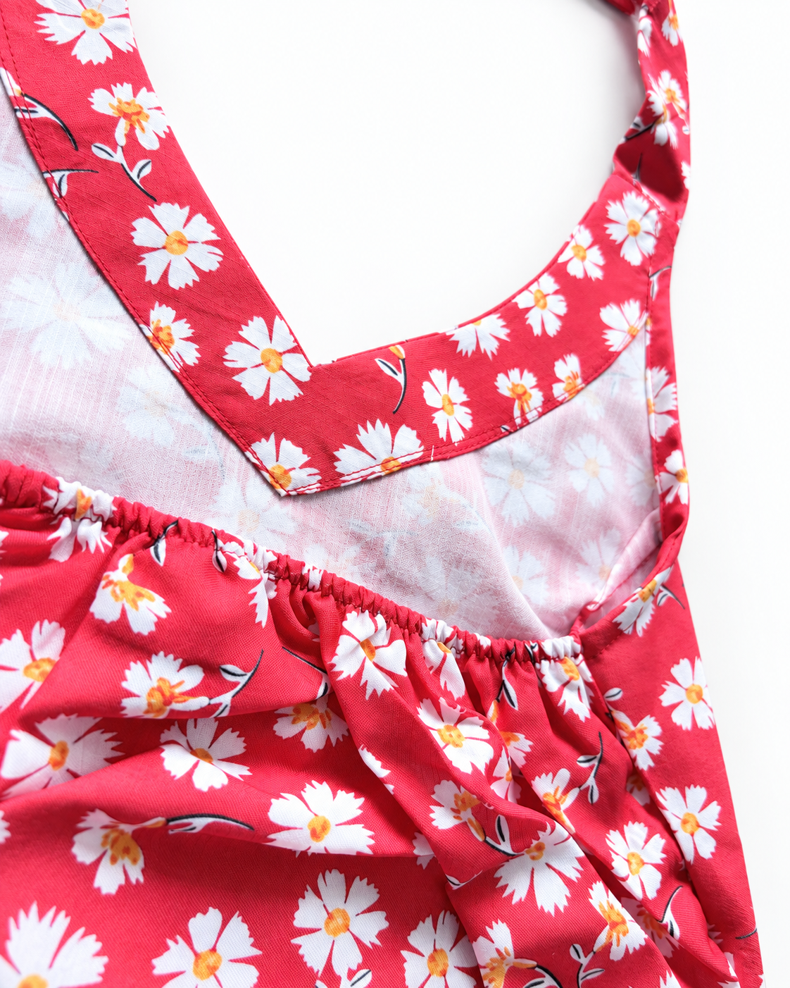 Red white daisy floral halter crop top detail