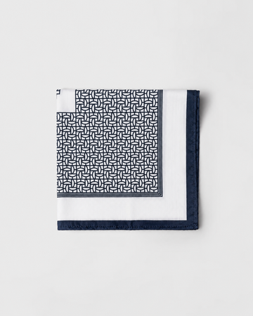 Geometric Pattern Printed Square Scarf