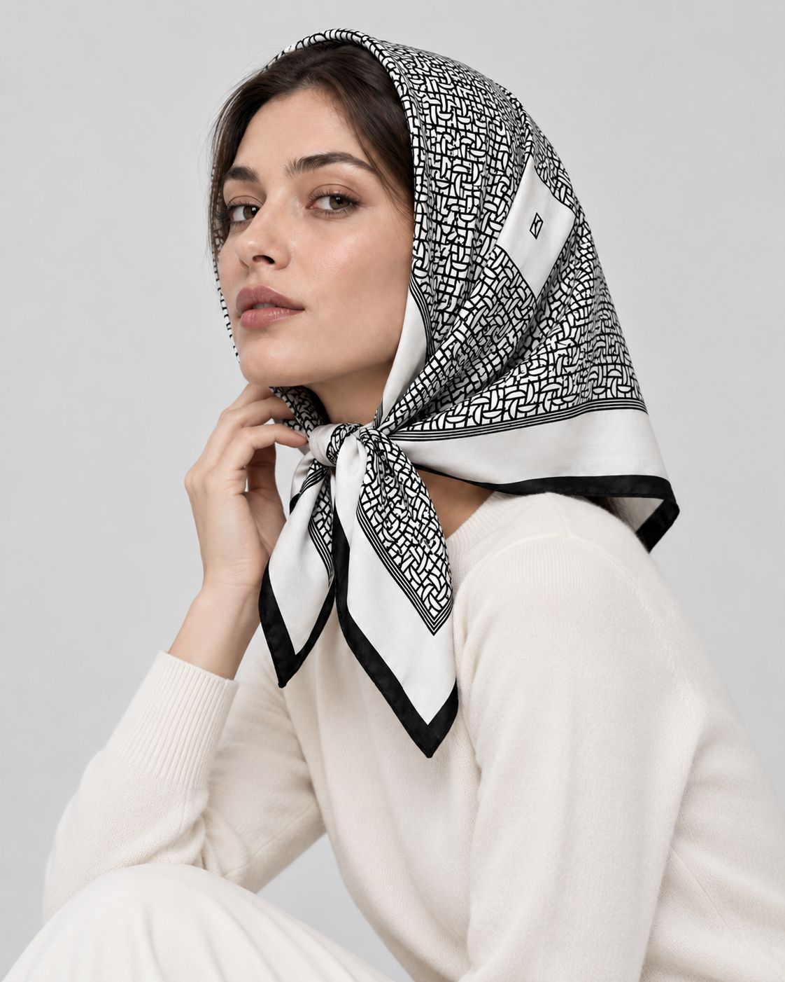 Geometric Pattern Printed Square Scarf